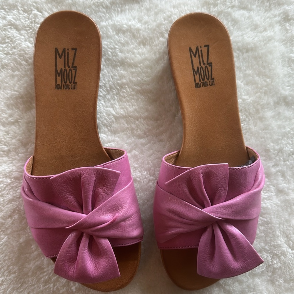 Nwob. Miz mooz sandals - Picture 2 of 4